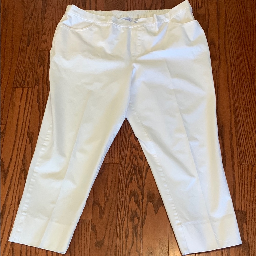 Women’s White crop Pants